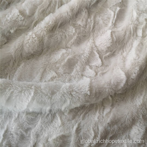 Pv Plush Fleece Fabric White Embossed Pv Plush Fleece Fabric Polyester Supplier